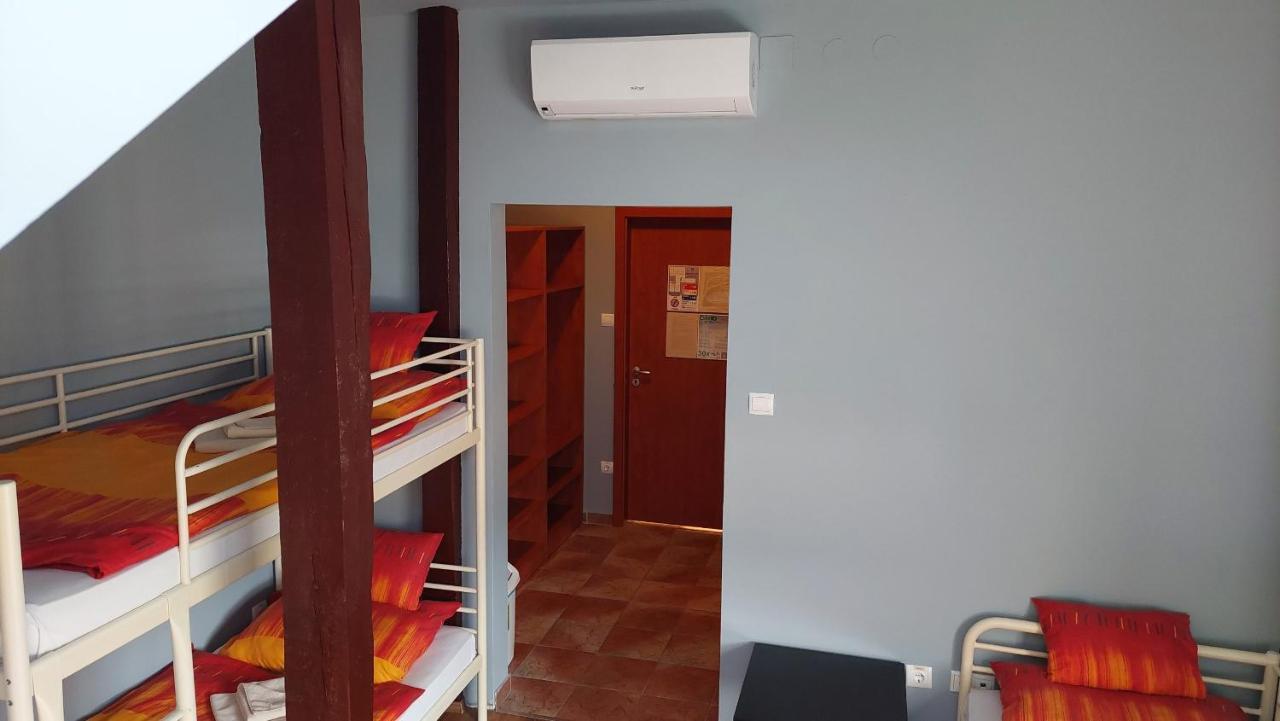 Bordany Hostel Buitenkant foto
