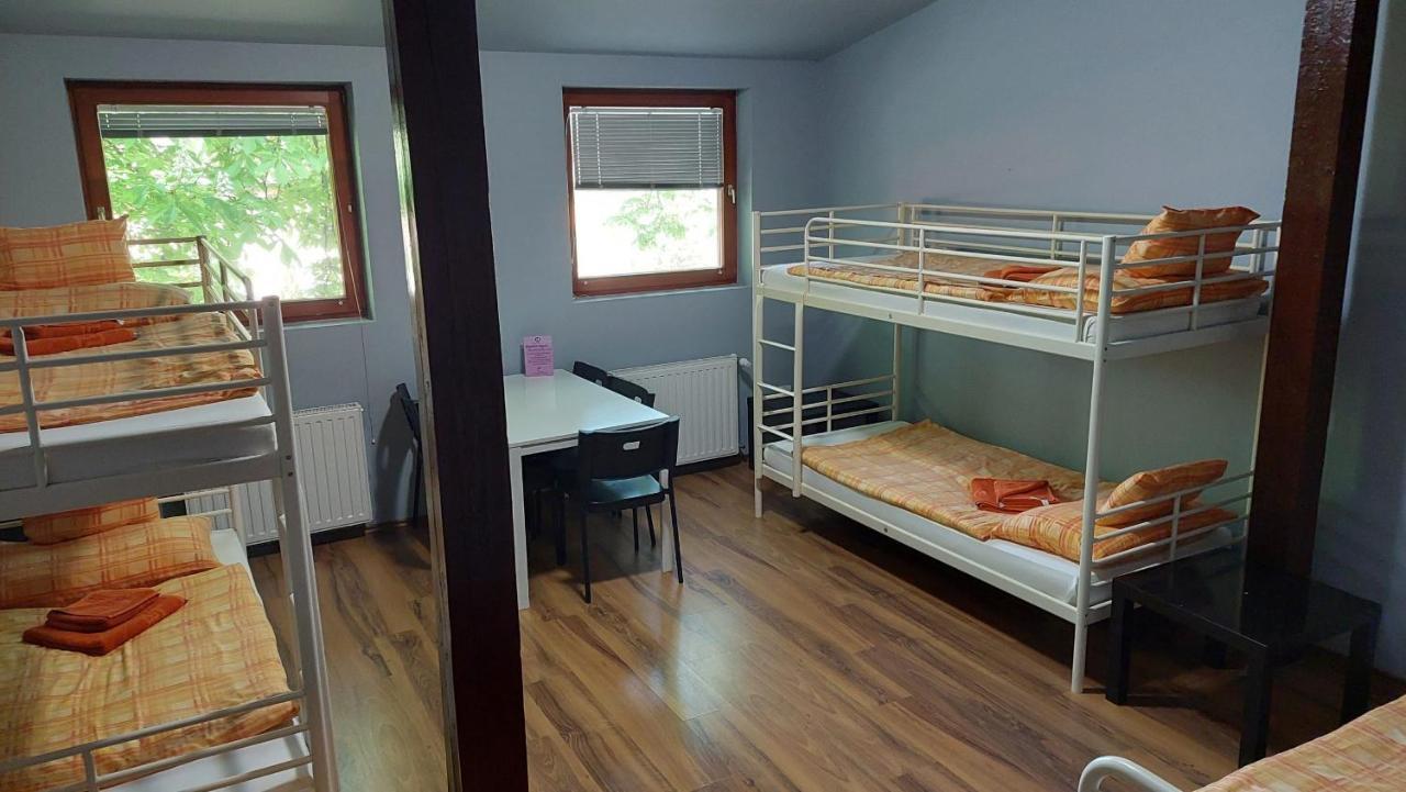 Bordany Hostel Buitenkant foto