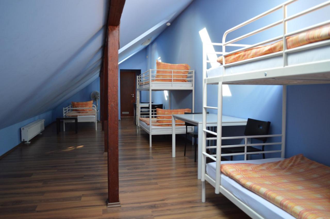 Bordany Hostel Buitenkant foto